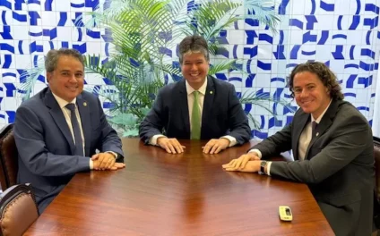 Efraim, Veneziano e Pedro formalizam apoio à pré-candidatura de Ruy durante evento em João Pessoa