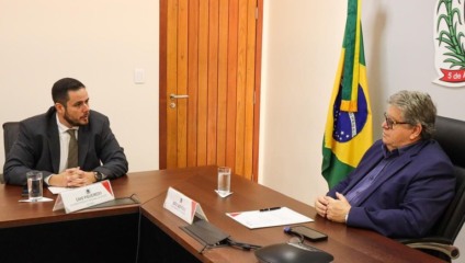 João Azevêdo recebe superintendente do INSS no Nordeste e trata de parcerias na educação, saúde e otimização do atendimento