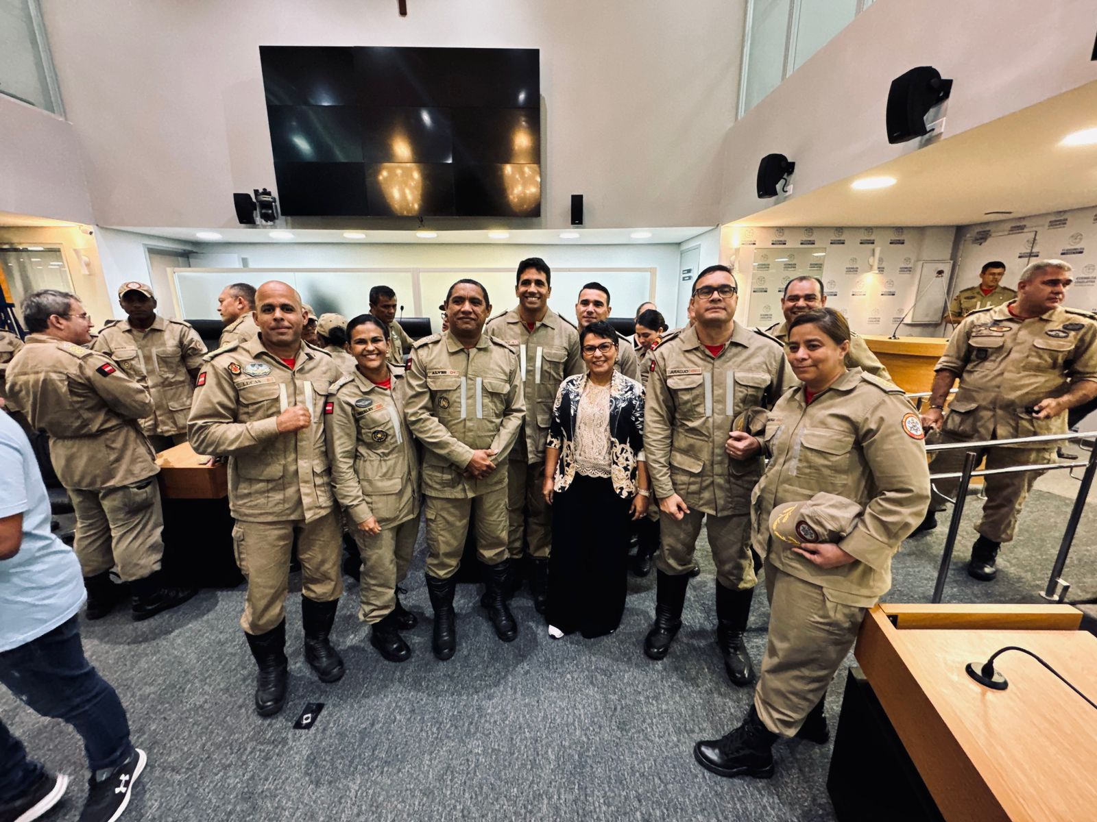 Deputada Dra. Jane vota a favor do projeto de lei complementar que atualiza estrutura funcional do Corpo de Bombeiros na Paraíba