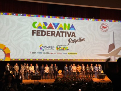 Com presença de João Azevêdo e Cícero Lucena, 1ª Caravana Federativa de 2024, do Governo Federal, tem início em JP