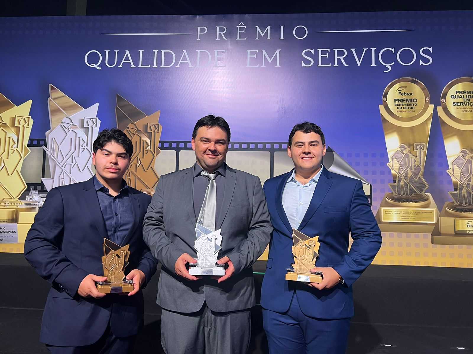 Empresas da holding NSF recebem premiação nacional de qualidade em serviços