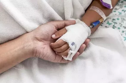 Criança de 3 anos morre de Covid-19; menina não era vacinada e tinha asma
