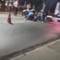 Motorista de carro de luxo disputa racha, atropela motociclista e foge; veja vídeo