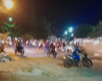 Motoboys realizam protesto após suposta ameaça de cliente contra entregador no bairro do Cuiá - VEJA OS VÍDEOS