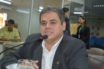 Aliado de Romero Rodrigues é exonerado de cargo na Prefeitura de Campina Grande