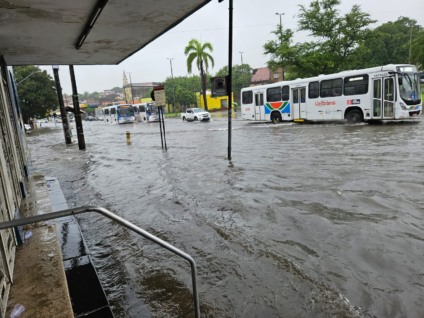 TEMPORAL EM JP: Inmete prevê chuvas até domingo no litoral paraibano