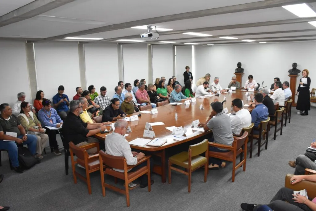 Governo da Paraíba e FIEP reúnem setor produtivo para retomada do PLADES no estado