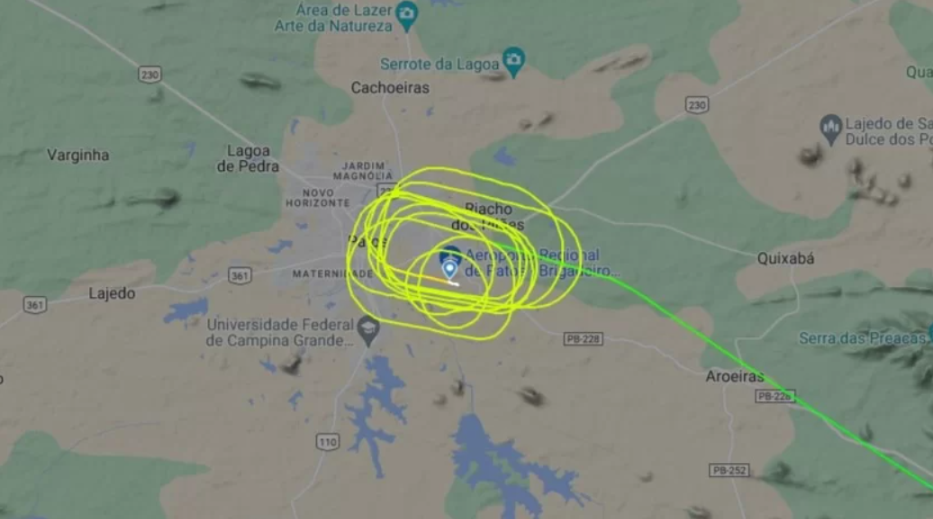 Avião dá dez voltas antes de pousar no aeroporto de Patos - ENTENDA