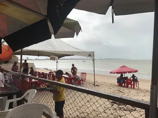 Sudema notifica restaurante Camarão Grill para remover o lançamento de água suja direcionada à areia da praia do Bessa