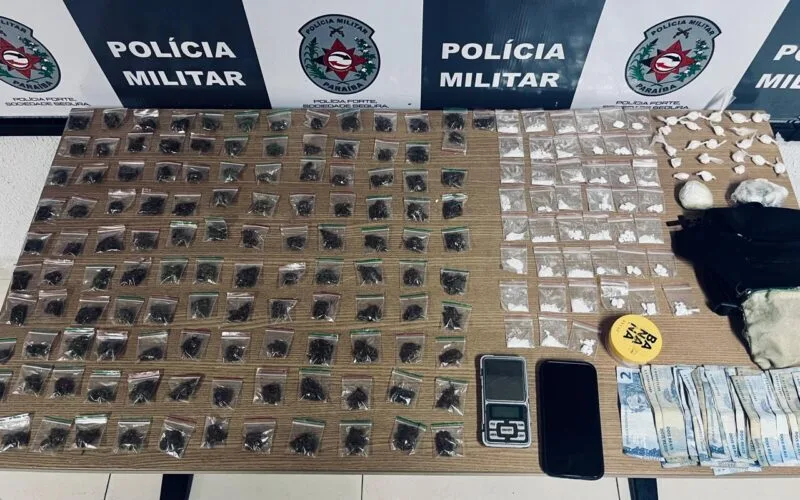 Suspeito é preso na Praça da Paz com quase 190 porções de maconha e cocaína
