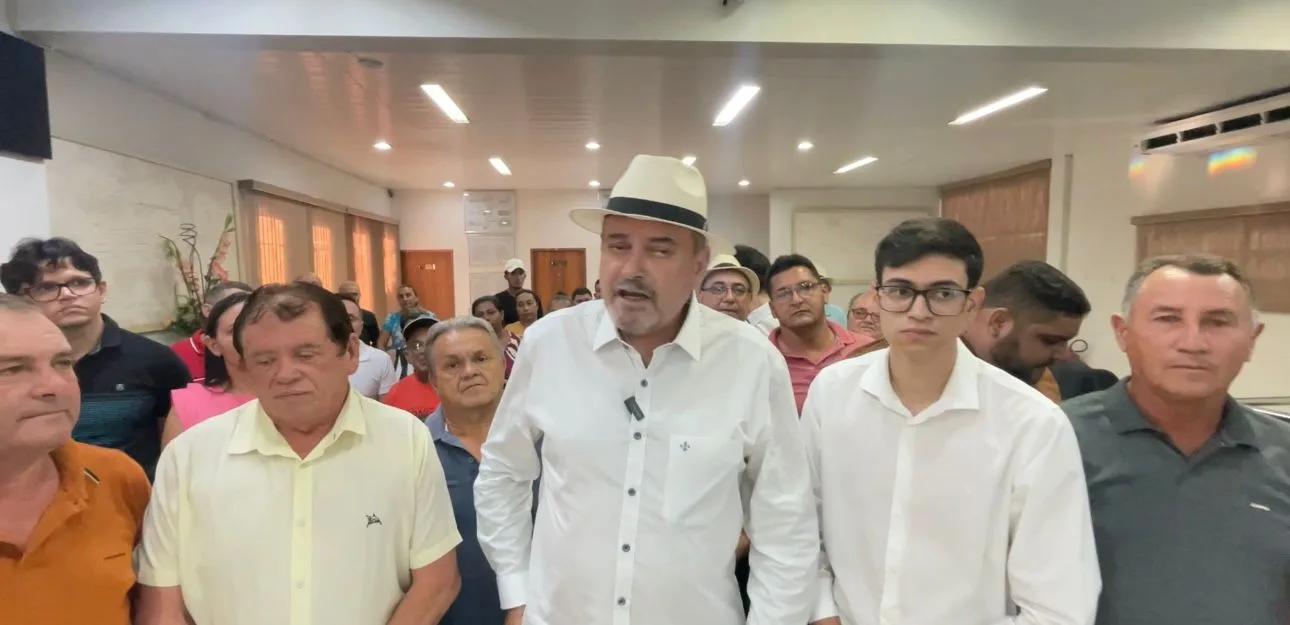 Jeová Campos acusa ter sofrido censura por parte de diretor de rádio em Cajazeiras - VEJA O VÍDEO