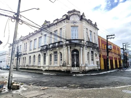 PARAHYBA DO NORTE E SUAS HISTÓRIAS: Antiga sede central do Clube Cabo Branco - Por Sérgio Botelho