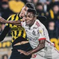 Flamengo empata com Peñarol no Uruguai e dá adeus à Libertadores