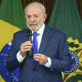 Lula se reúne com 5 ministros e líderes do governo, após 1° turno das eleições