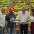 No dia mundial da alimentação, João e Pollyanna celebram lançamento do PAA Estadual com investimento de mais de R$ 5 milhões