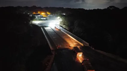 NOVIDADE: Asfalto começa a ser colocado na Ponte das Três Ruas