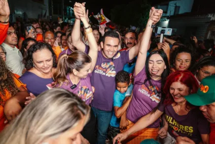 Caminhada das Mulheres com Dr Jhony levou energia da mudança às ruas do José Pinheiro