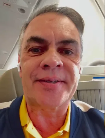 Cássio celebra reeleição de Bruno dentro de avião: “A cidade lavou a nossa alma” - VEJA O VÍDEO