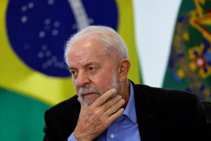 Novo boletim médico de Lula é “estável” e presidente está “apto”