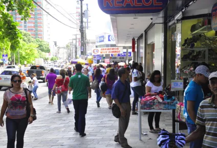 Confira o que abre e o que fecha no feriado de Proclamação da República na Paraíba