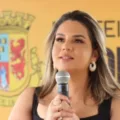 Crise política em Conde: Karla Pimentel exonera aliados de vereador após perda de controle sobre Mesa Diretora da Câmara; entenda