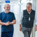 Presidente Lula recebe alta de hospital após internação para cirurgia