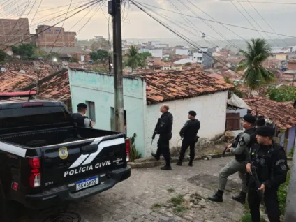 POLÍCIA NAS RUAS: Operação combate grupo especializado em assaltos nas cidades de Guarabira e João Pessoa