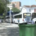 Motoristas de ônibus realizam protesto no Centro de João Pessoa