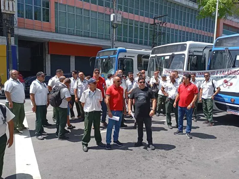 Após audiência de conciliação, motoristas decidem manter greve dos ônibus em João Pessoa