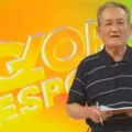 Morre Léo Batista, ícone do jornalismo esportivo, aos 92 anos; conheça sua trajetória brilhante