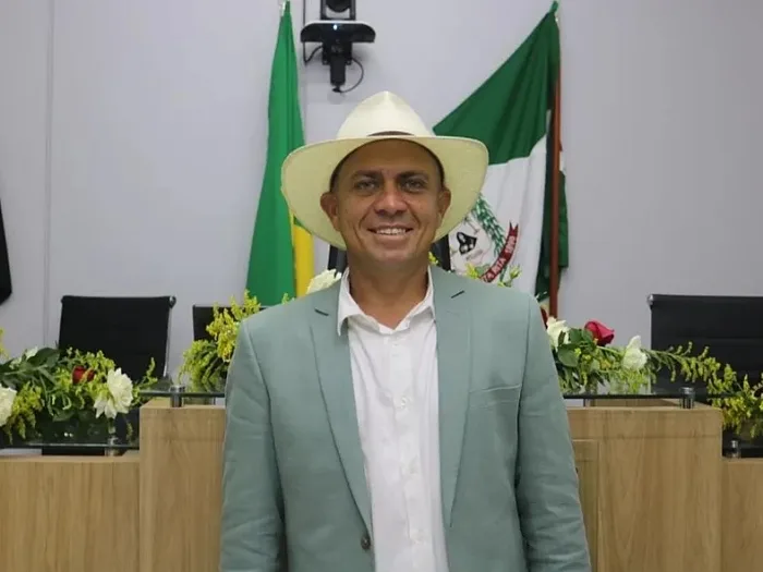 Epitácio Viturino promete pacificar relação entre Câmara e Prefeitura e reafirma compromisso com Jackson Alvino - VEJA O VÍDEO