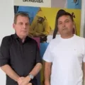 Ao lado do deputado Chico Mendes, Prefeito Caio Paixão de Condado realiza primeira viagem à capital em busca de recursos para o município