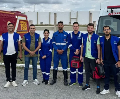 Dr Jhony Bezerra acompanha trabalho da equipe da Saúde durante clássico dos Maiorais no Amigão