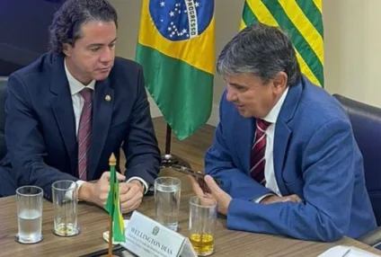 Ministro Wellington Dias se compromete com Veneziano a recompor os valores pagos aos produtores de leite de cabra da Paraíba