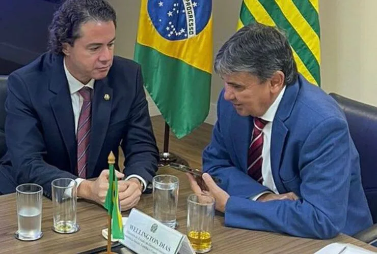 Ministro Wellington Dias se compromete com Veneziano a recompor os valores pagos aos produtores de leite de cabra da Paraíba