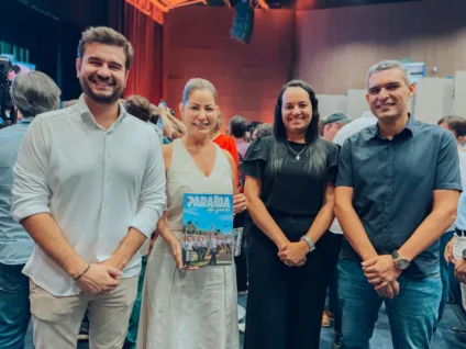 Deputada Danielle do Vale acompanha lançamento da revista “Paraíba da Gente” ao lado de prefeitos aliados