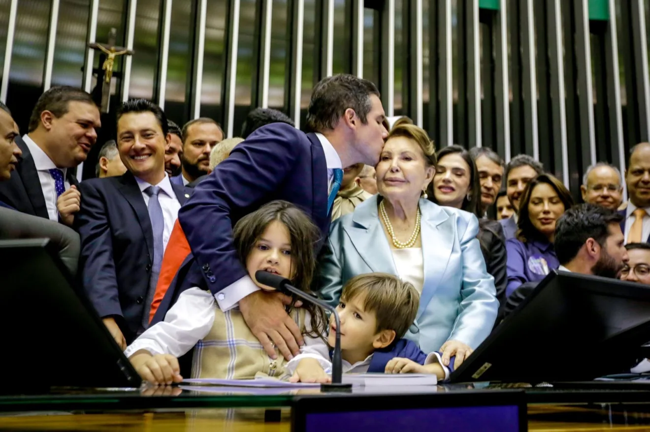 Francisca Motta celebra eleição de Hugo e destaca sua liderança na Câmara: “equilíbrio e diálogo”