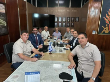 Branco Mendes participa de reunião com toda diretoria do DER e cobra providências para a situação da ponte entre Cupissura e Alhandra