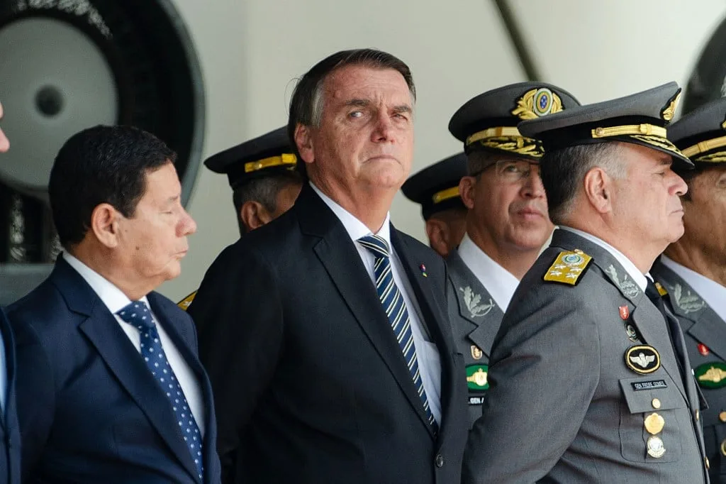 O que acontece após a denúncia da PGR contra Bolsonaro?