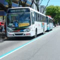 Faixa exclusiva de ônibus