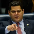 Com 73 votos de vantagem, David Alcolumbre é eleito presidente do Senado