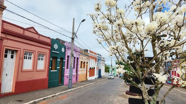 Avenida principal de Areia, no Brejo paraibano
