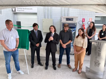 Hospital Universitário inaugura Central de Enxovais e entrega equipamentos com recursos de Veneziano: “amigo da UFPB e patrono dos HUs”, diz reitora