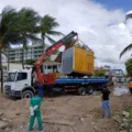 Construções irregulares são demolidas na orla de Cabedelo, na Grande João Pessoa