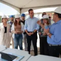 Governador em exercício visita obras do Hospital Arlinda Marques e das Vias do Atlântico