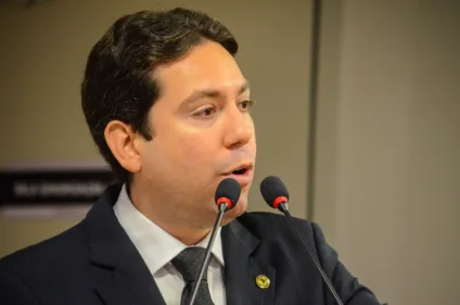 “Cumpre todos os requisitos”, diz Felipe Leitão ao dispensar sabatina de Alanna Galdino para vaga no TCE-PB