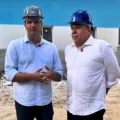 Ao lado de Leo Bezerra, vereador Guguinha visita obras do Complexo Beira Rio e reforça compromisso com a reforma da Praça Lauro Wanderley