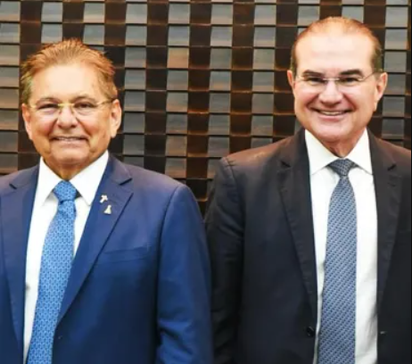 ALPB homenageia Solon Benevides com duas medalhas em reconhecimento à trajetória jurídica e pública